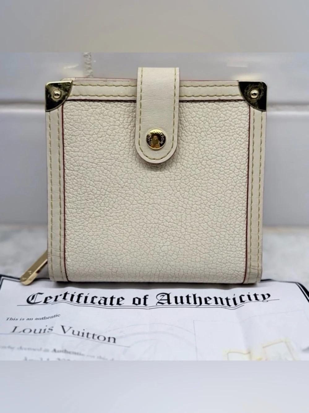 LOUIS VUITTON Unisex Suhali Goatskin Leather Compact Zip Bifold Wallet Ivory